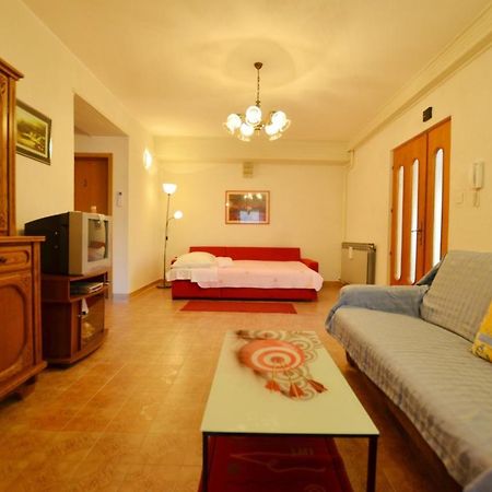 Miro Apartments Kanfanar Luaran gambar