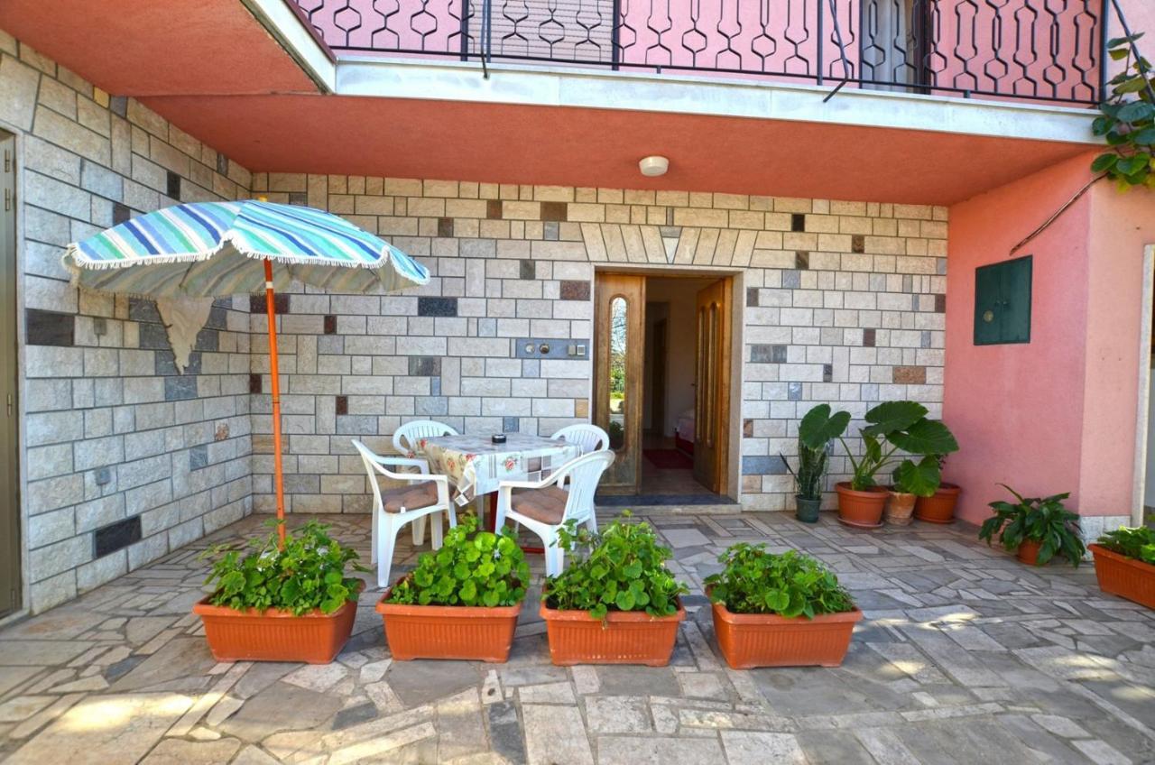 Miro Apartments Kanfanar Luaran gambar
