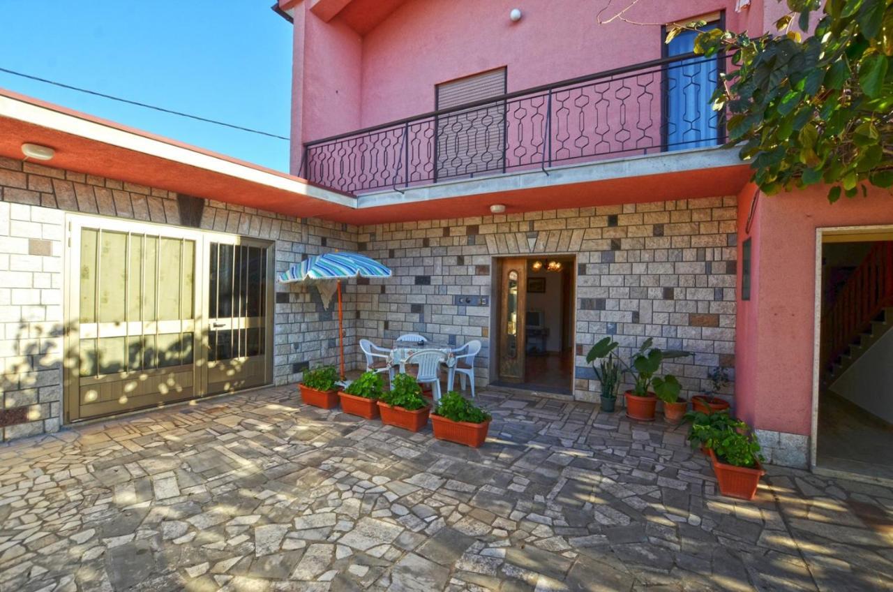 Miro Apartments Kanfanar Luaran gambar